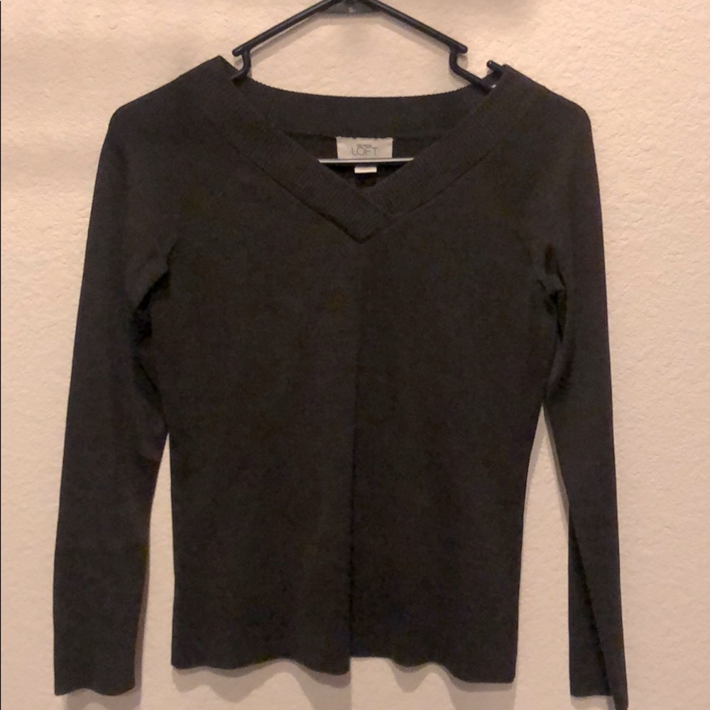 Long sleeve brown light sweater